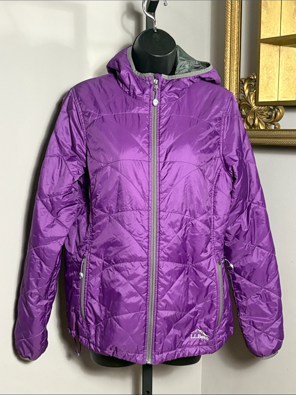 L.L. Bean Medium PrimaLoft Stowaway Hooded Jacket Purple Puffer Coat